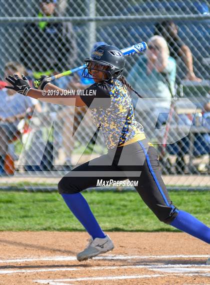 Thumbnail 3 in Del Norte @ Mira Mesa photogallery.