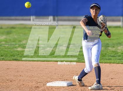 Thumbnail 3 in Del Norte @ Mira Mesa photogallery.