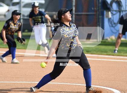Thumbnail 1 in Del Norte @ Mira Mesa photogallery.