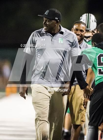 Thumbnail 1 in Lassiter @ Roswell photogallery.