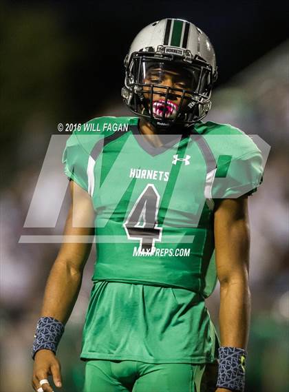 Thumbnail 2 in Lassiter @ Roswell photogallery.