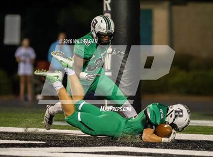 Thumbnail 1 in Lassiter @ Roswell photogallery.