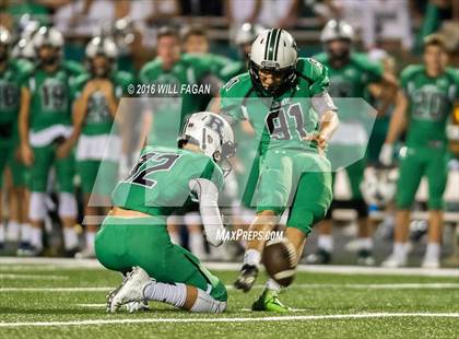 Thumbnail 3 in Lassiter @ Roswell photogallery.