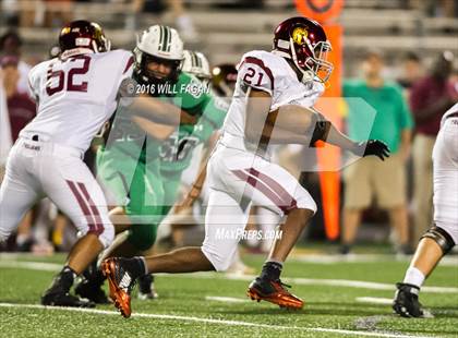 Thumbnail 2 in Lassiter @ Roswell photogallery.