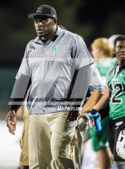 Thumbnail 3 in Lassiter @ Roswell photogallery.