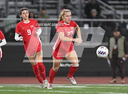 Thumbnail 3 in Troy vs. Mater Dei (CIF-SS Division 1 Final) photogallery.