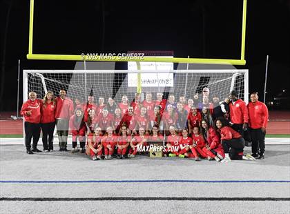 Thumbnail 3 in Troy vs. Mater Dei (CIF-SS Division 1 Final) photogallery.