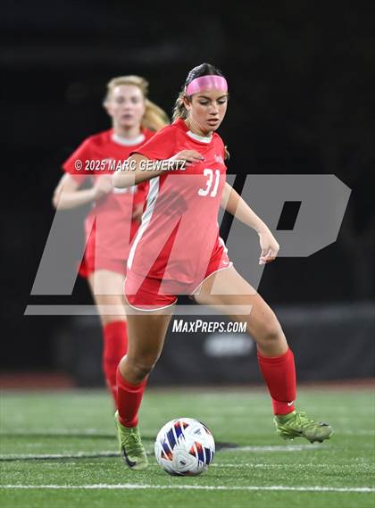 Thumbnail 3 in Troy vs. Mater Dei (CIF-SS Division 1 Final) photogallery.