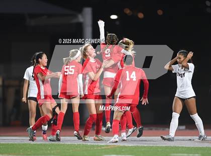 Thumbnail 1 in Troy vs. Mater Dei (CIF-SS Division 1 Final) photogallery.