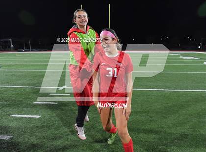 Thumbnail 2 in Troy vs. Mater Dei (CIF-SS Division 1 Final) photogallery.