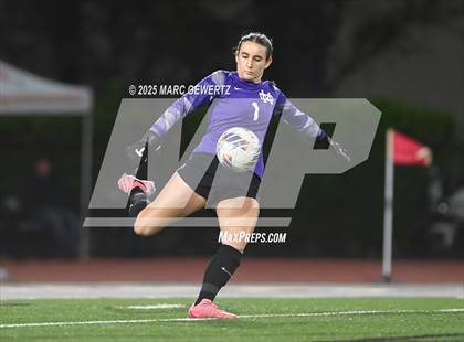 Thumbnail 2 in Troy vs. Mater Dei (CIF-SS Division 1 Final) photogallery.