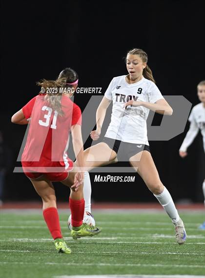 Thumbnail 3 in Troy vs. Mater Dei (CIF-SS Division 1 Final) photogallery.