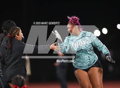 Thumbnail 3 in Troy vs. Mater Dei (CIF-SS Division 1 Final) photogallery.