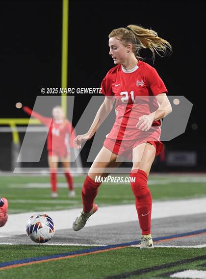 Thumbnail 2 in Troy vs. Mater Dei (CIF-SS Division 1 Final) photogallery.