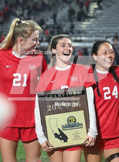 Thumbnail 1 in Troy vs. Mater Dei (CIF-SS Division 1 Final) photogallery.