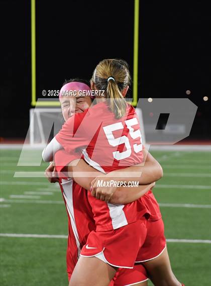 Thumbnail 2 in Troy vs. Mater Dei (CIF-SS Division 1 Final) photogallery.
