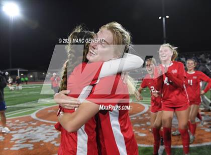 Thumbnail 1 in Troy vs. Mater Dei (CIF-SS Division 1 Final) photogallery.