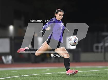 Thumbnail 2 in Troy vs. Mater Dei (CIF-SS Division 1 Final) photogallery.