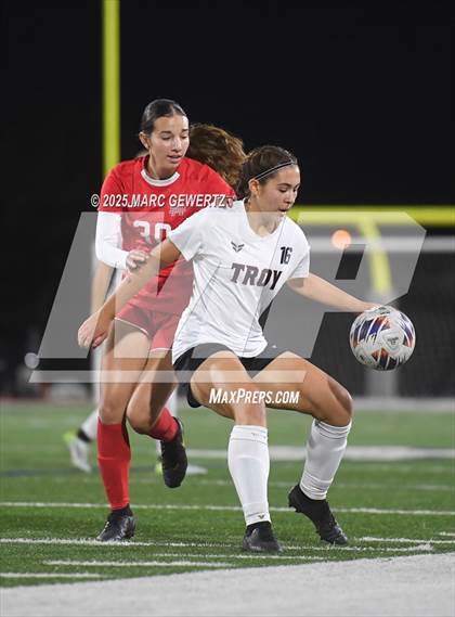 Thumbnail 2 in Troy vs. Mater Dei (CIF-SS Division 1 Final) photogallery.
