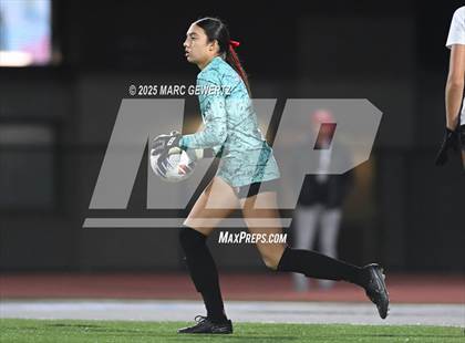 Thumbnail 3 in Troy vs. Mater Dei (CIF-SS Division 1 Final) photogallery.