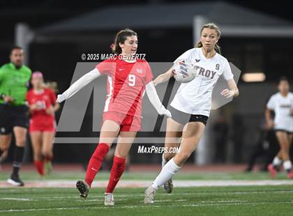 Thumbnail 3 in Troy vs. Mater Dei (CIF-SS Division 1 Final) photogallery.