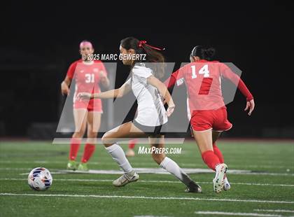 Thumbnail 2 in Troy vs. Mater Dei (CIF-SS Division 1 Final) photogallery.