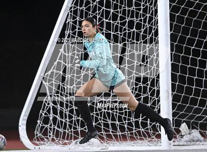Thumbnail 3 in Troy vs. Mater Dei (CIF-SS Division 1 Final) photogallery.