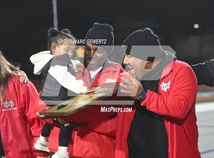 Thumbnail 1 in Troy vs. Mater Dei (CIF-SS Division 1 Final) photogallery.