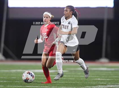 Thumbnail 2 in Troy vs. Mater Dei (CIF-SS Division 1 Final) photogallery.