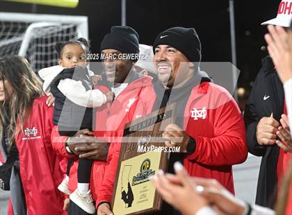 Thumbnail 3 in Troy vs. Mater Dei (CIF-SS Division 1 Final) photogallery.