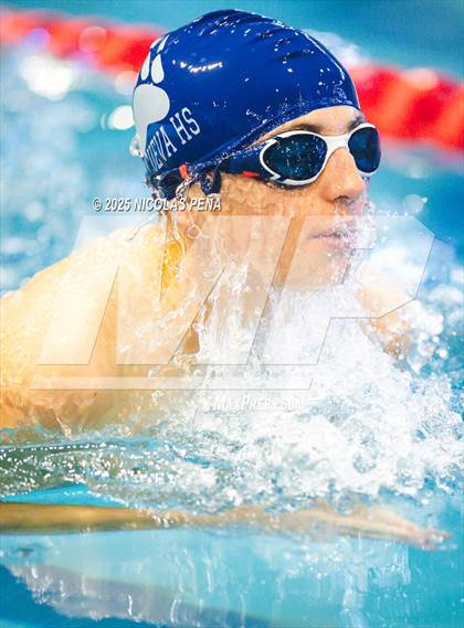 Thumbnail 2 in Albuquerque Public Schools Meet #5 photogallery.