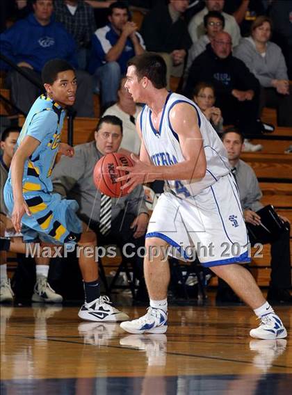 Thumbnail 2 in Center vs. Sierra (CIF SJS D3 Playoffs) photogallery.