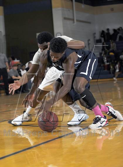 Thumbnail 2 in Athens vs. James Clemens (Columbia Classic) photogallery.