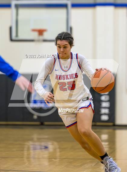 Thumbnail 2 in South Tahoe vs. Reno (Varsity Elite) photogallery.