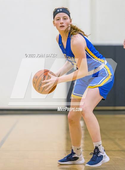 Thumbnail 1 in South Tahoe vs. Reno (Varsity Elite) photogallery.