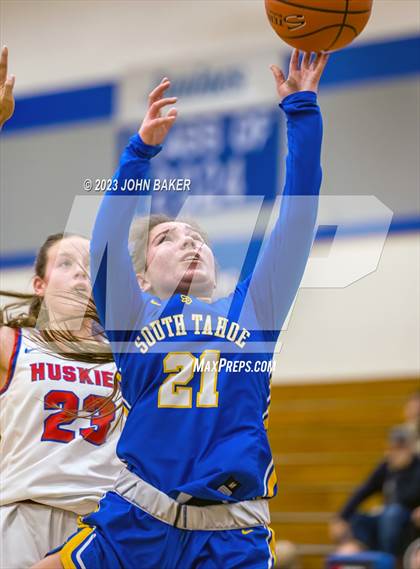 Thumbnail 2 in South Tahoe vs. Reno (Varsity Elite) photogallery.