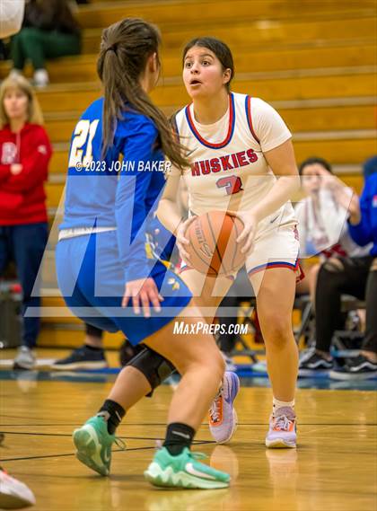 Thumbnail 3 in South Tahoe vs. Reno (Varsity Elite) photogallery.