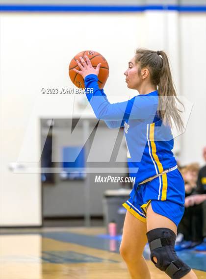 Thumbnail 1 in South Tahoe vs. Reno (Varsity Elite) photogallery.