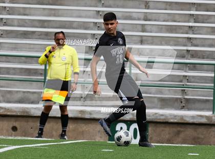 Thumbnail 2 in Turner vs. West Mesquite (UIL Region 2 Area Playoff) photogallery.
