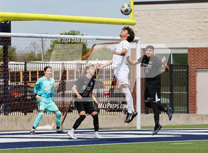 Thumbnail 3 in Turner vs. West Mesquite (UIL Region 2 Area Playoff) photogallery.