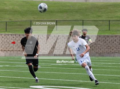 Thumbnail 1 in Turner vs. West Mesquite (UIL Region 2 Area Playoff) photogallery.