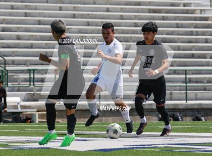 Thumbnail 2 in Turner vs. West Mesquite (UIL Region 2 Area Playoff) photogallery.