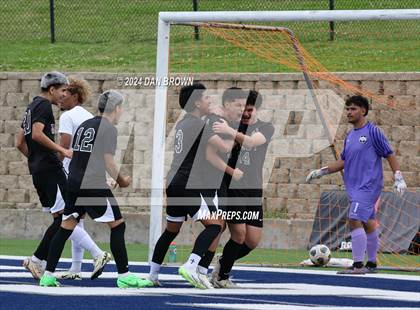 Thumbnail 1 in Turner vs. West Mesquite (UIL Region 2 Area Playoff) photogallery.
