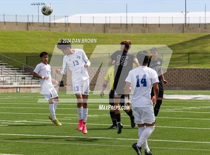 Thumbnail 1 in Turner vs. West Mesquite (UIL Region 2 Area Playoff) photogallery.