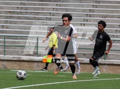 Thumbnail 1 in Turner vs. West Mesquite (UIL Region 2 Area Playoff) photogallery.