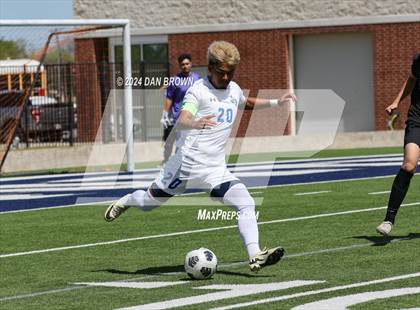 Thumbnail 1 in Turner vs. West Mesquite (UIL Region 2 Area Playoff) photogallery.