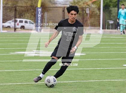 Thumbnail 2 in Turner vs. West Mesquite (UIL Region 2 Area Playoff) photogallery.