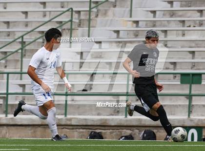 Thumbnail 2 in Turner vs. West Mesquite (UIL Region 2 Area Playoff) photogallery.