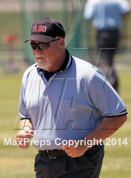 Thumbnail 1 in Edgewood vs Kemp (UIL 2A Bi-District Playoff) photogallery.