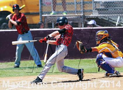 Thumbnail 2 in Edgewood vs Kemp (UIL 2A Bi-District Playoff) photogallery.